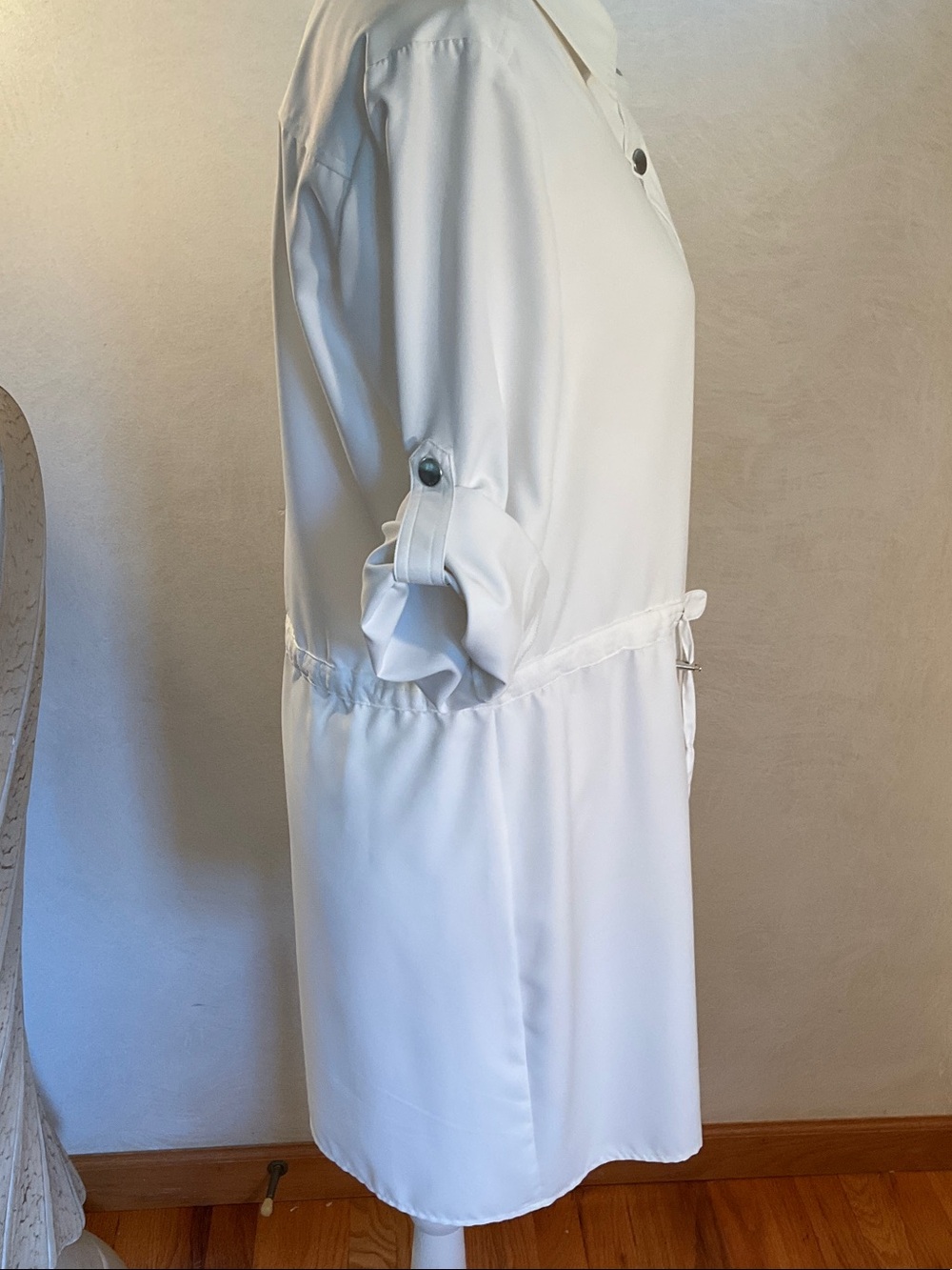 Calvin Klein white Button-Down Drawstring jacket - Picture 6 of 8